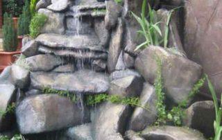 آبشارمصنوعی، برکه های یا باغچه های آبی